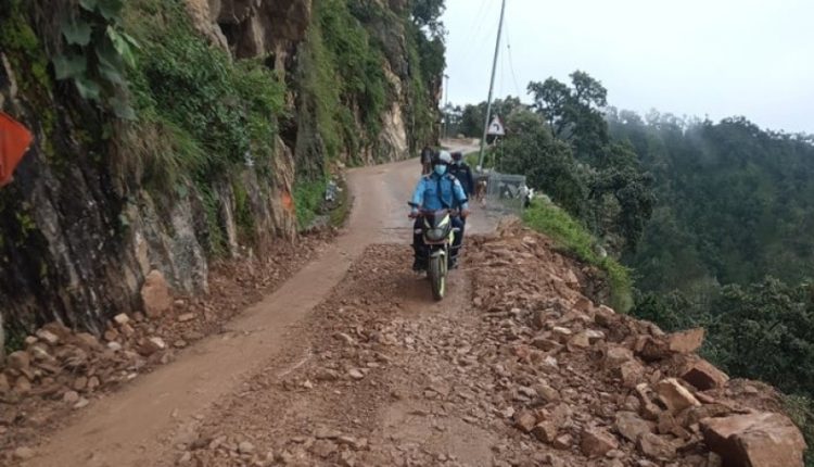 अवरुद्ध दार्चुलाको महाकाली लोकमार्ग सडक सुचारु