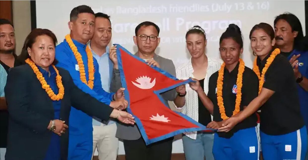 नेपाली महिला राष्ट्रिय फुटबल टोली आज बंगलादेश जादै