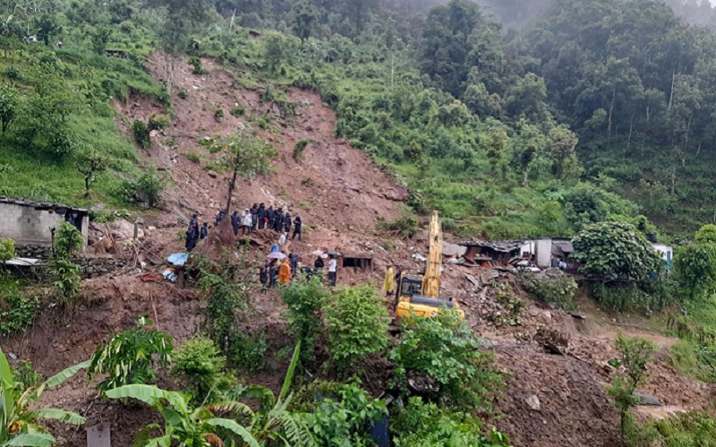 तनहुँमा पहिरोमा पुरिएका थप दुई जनाको शव भेटियो