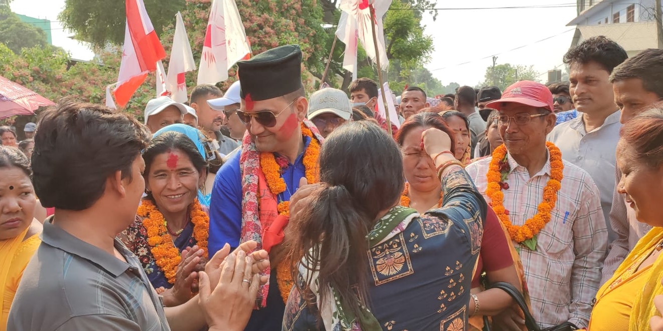 धनगढी १४ मा कृष्ण पाण्डेले गरे अध्यक्षमा उम्मेदवारी दर्ता