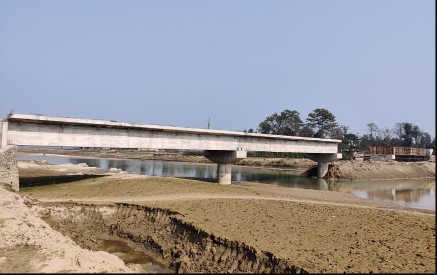हुलाकी राजमार्गअन्तर्गत काँन्द्रा नदी माथिको पुल निर्माण ११ वर्षदेखि अलपत्र