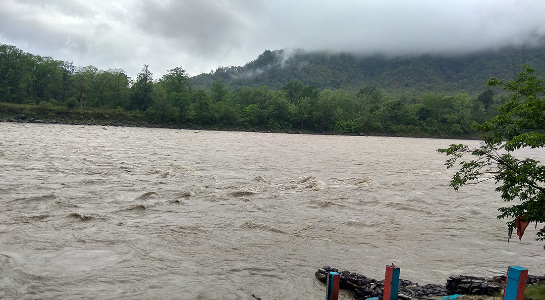 महाकाली नदीमा नुहाउने क्रममा डडेल्धुराका एक युवक बेपत्ता