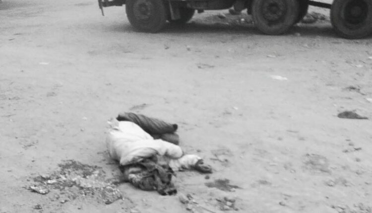 कञ्चनपुरमा बसकाे ठक्करबाट पैदल यात्रीकाे मृत्यु