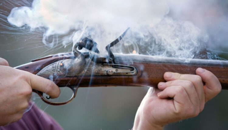 डडेल्धुरामा फोटो खिच्दा भरुवा बन्दुक पड्किँयो, किशोरको मृत्यु